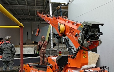 мини-кран SPD360 и вакуумный захват Arlifter